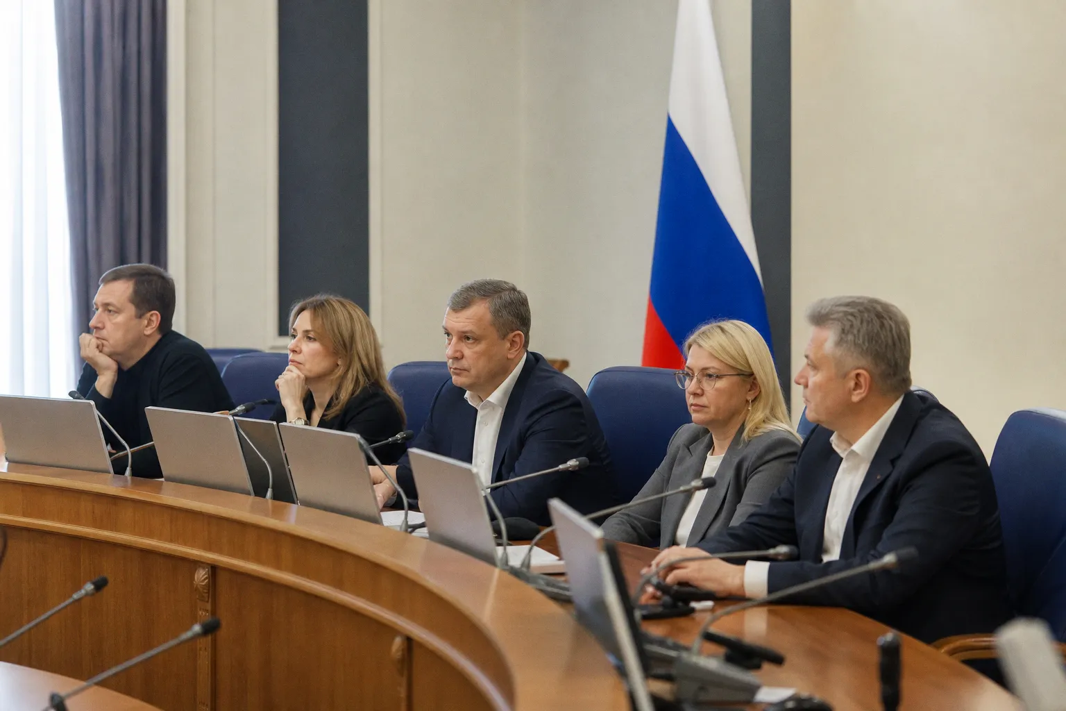 Губернатор Ленобласти выделил почти 140 миллионов рублей на 52 социальных проекта