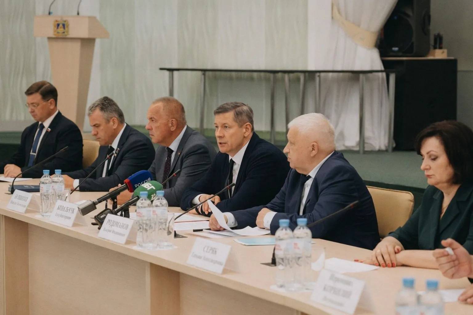 Новая модель оплаты труда учителей и программы поддержки педагогов в Брянской области